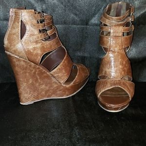 Brown wedged shoes